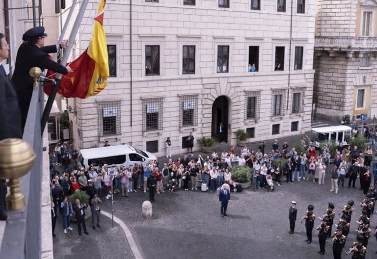 El ministro José Manuel Albares, en la nueva embajada de España en Roma