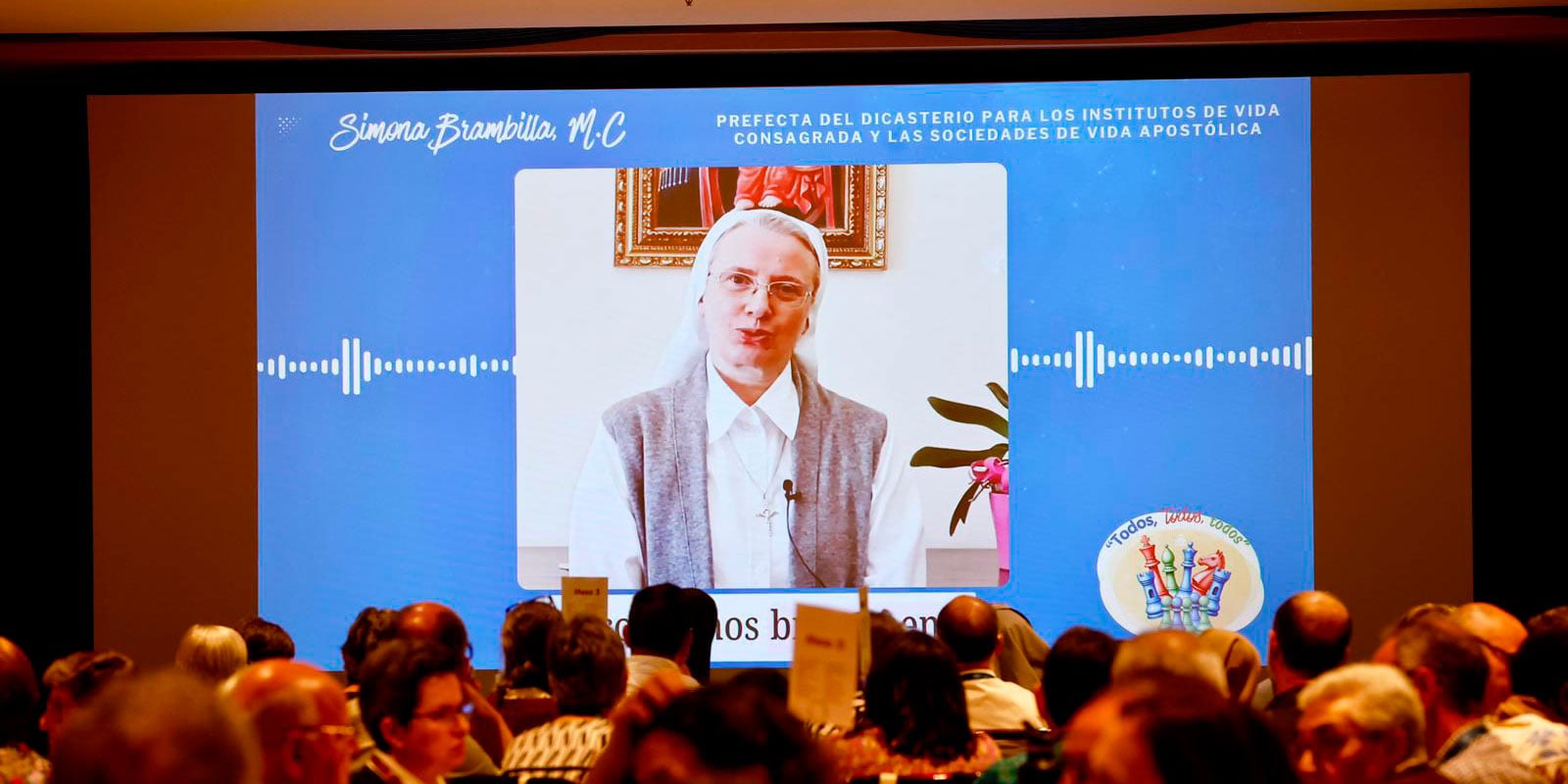 Simona Brambilla en la Asamblea de la CONFER