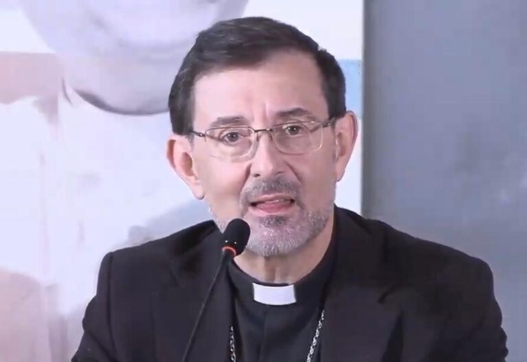 Rueda de prensa de la presentación de la visita del Papa a Madrid