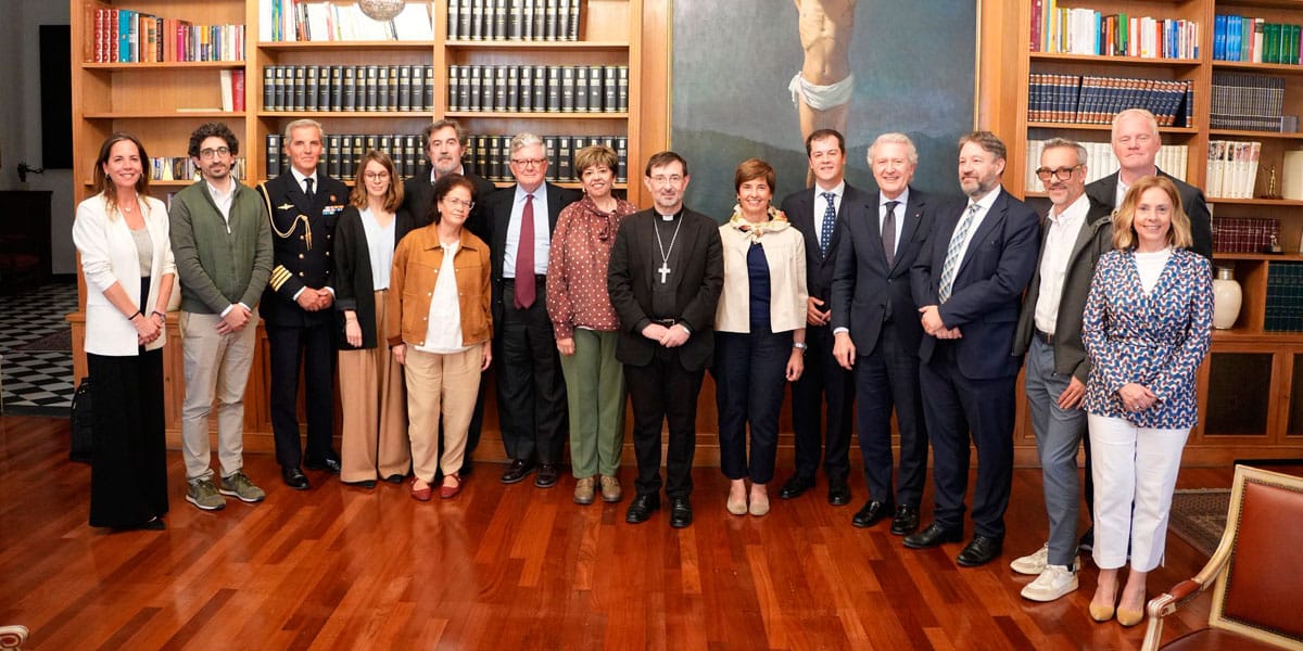 José Cobo, con directores de museos