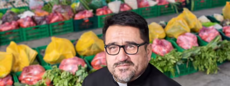 Omar Sánchez Portillo, scerdote de Lurín