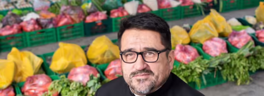 Omar Sánchez Portillo, scerdote de Lurín