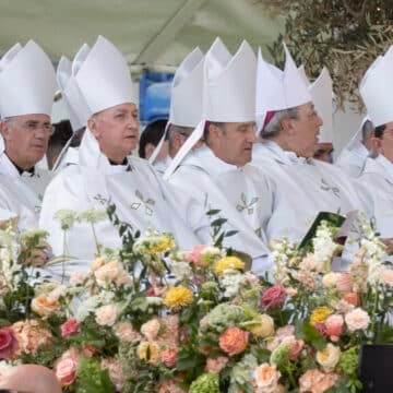 León XIV celebra la Jornada por la Santificación Sacerdotal pidiendo fraternidad a los curas