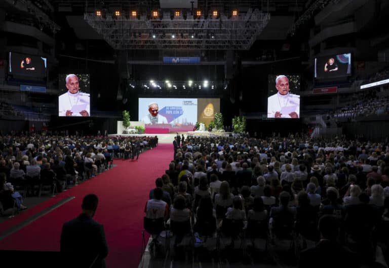 El papa León XIV preside el encuentro 'Tejer redes con el mundo de la cultura, la educación, la empresa y el deporte en Madrid