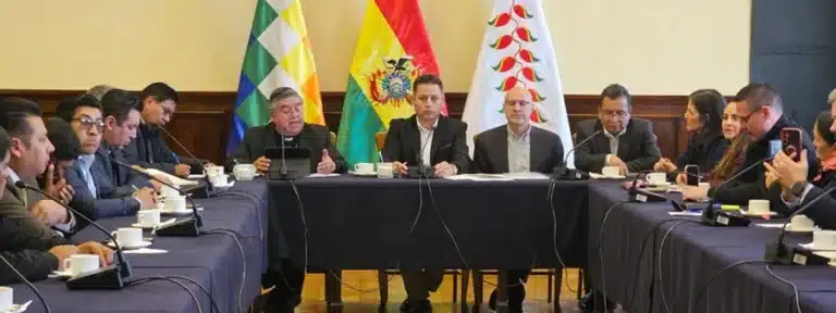 Mesa de diálogo en Bolivia
