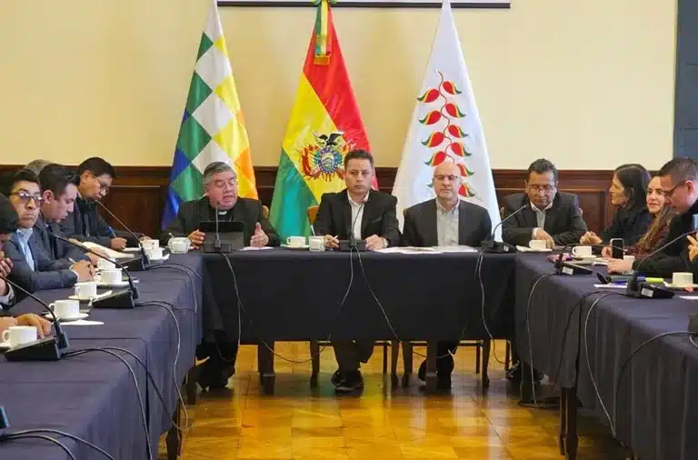 Mesa de diálogo en Bolivia