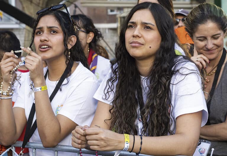 Jóvenes en la visita del Papa a España