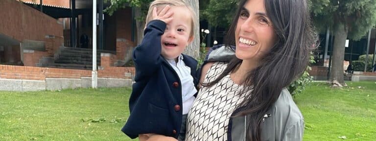 Marta Baeza y su hijo Joaquín