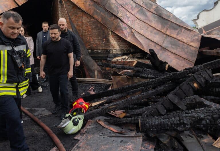 Zelenski, tras el ataque a catedral de Kiev
