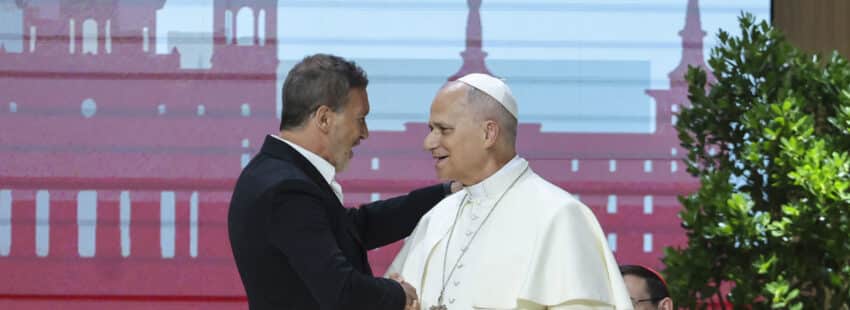 Antonio Banderas proclama ante León XIV que “el arte debe ser una alternativa a todas las