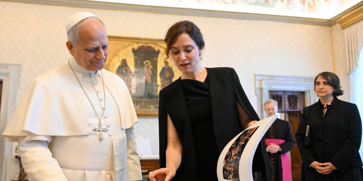Isabel Díaz Ayuso, con el papa León XIV