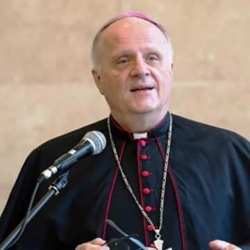 Llegó a la Argentina el nuevo Nuncio Apostólico