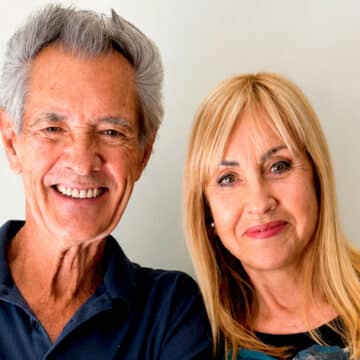 El músico Ramón Arcusa (Dúo Dinámino) y la escritora y exdiputada de Ciudadanos Teresa Giménez