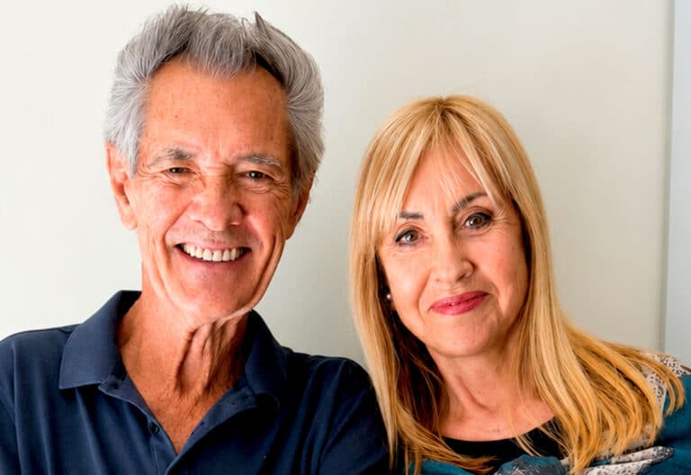 El músico Ramón Arcusa (Dúo Dinámino) y la escritora y exdiputada de Ciudadanos Teresa Giménez