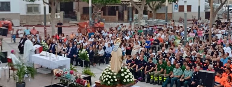 Misa en Los Gallardos, tras el incendio
