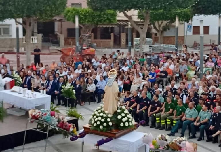 Misa en Los Gallardos, tras el incendio