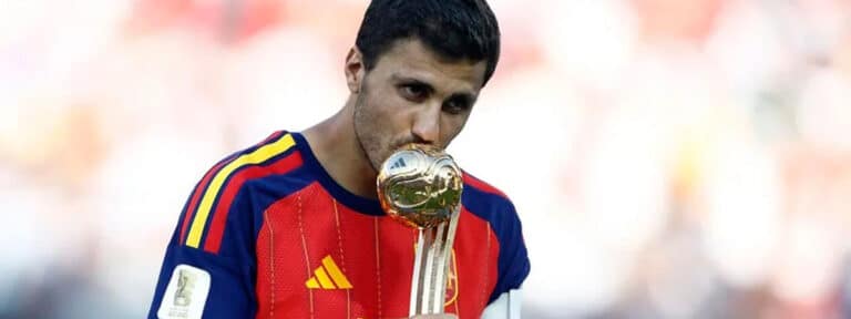 Rodri Hernández, MVP del Mundial