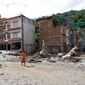 El Papa envía ayuda de urgencia a Nepal tras las devastadoras inundaciones