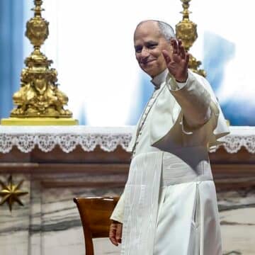 León XIV reivindica el valor de la misa dominical y pide facilitar la asistencia a quienes trabajan