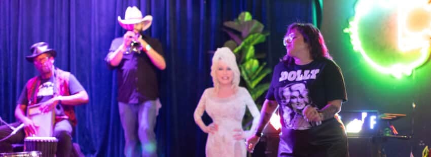 Dolly Parton, adiós a la leyenda del country que unió música y fe