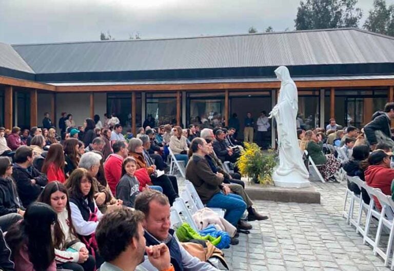 Inauguración en Chile de la Granja Misericordia que rehabilita a personas con adicciones