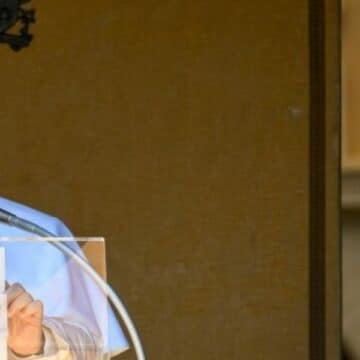 León XIV en el ángelus reitera nuevamente que “la Iglesia busca la paz”