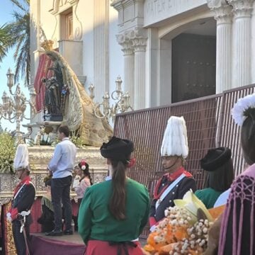 Ofrenda floral a la patrona de Ceuta. Foto: VN