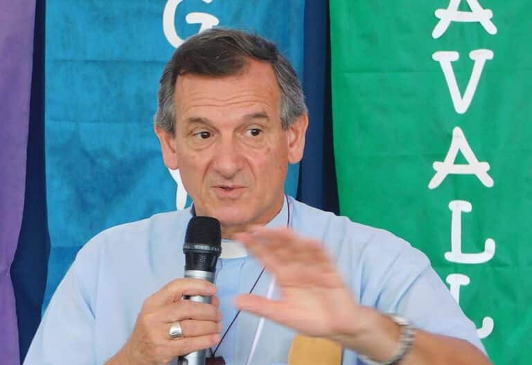 El obispo de Goya pidió afrontar el suicidio
