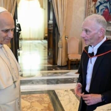 El Papa con el Oriel College de Oxford