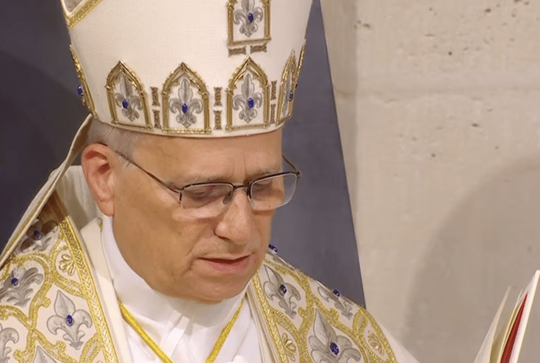 León XIV a la Iglesia francesa: “La comunidad cristiana no es un refugio en el que replegarse”