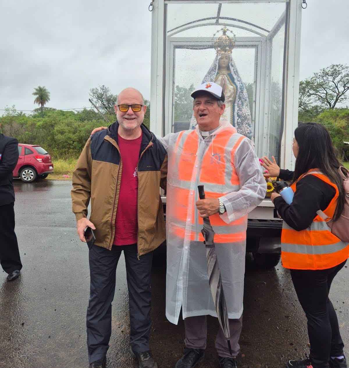 Monsenor Canecin Rumbo A ITATI