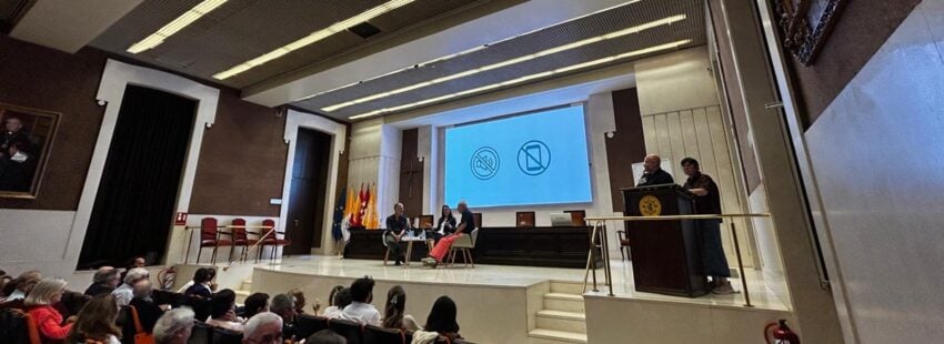 José María Rodríguez Olaizola y Pablo d'Ors, en la Universidad Pontificia Comillas. Foto: