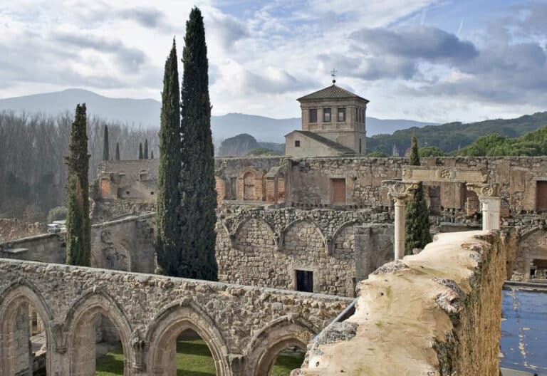 Monasterio de Santa María la Real de Valdeiglesias, en Pelayos de la Presa (Madrid)