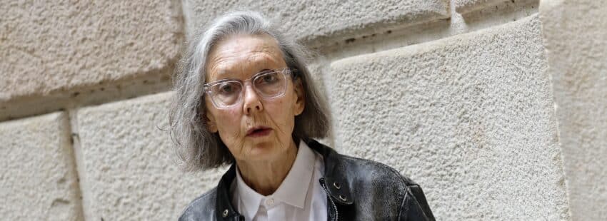 La escritora canadiense Anne Carson