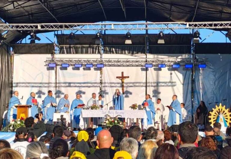 El arzobispo de Buenos Aires llamó a curar los vínculos entre los argentinos