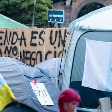 Acampada en Tenerife por el derecho a la vivienda. Foto: Efe