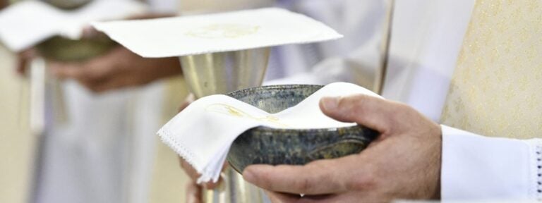 Sacerdotes en una eucaristía. Foto: CNBB