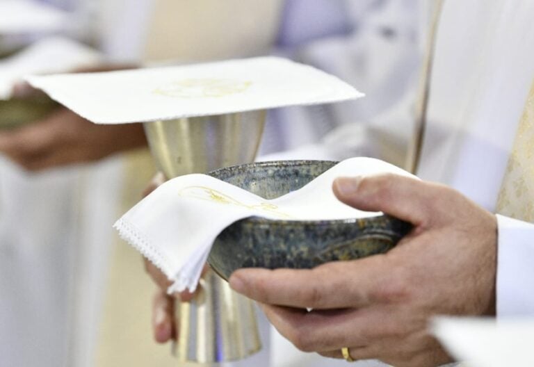 Sacerdotes en una eucaristía. Foto: CNBB