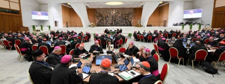 Encuentro Amoris laetitia en el Vaticano. Foto: Vatican Media