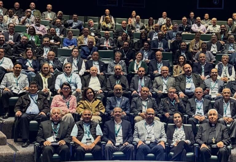 empresarios y obispos