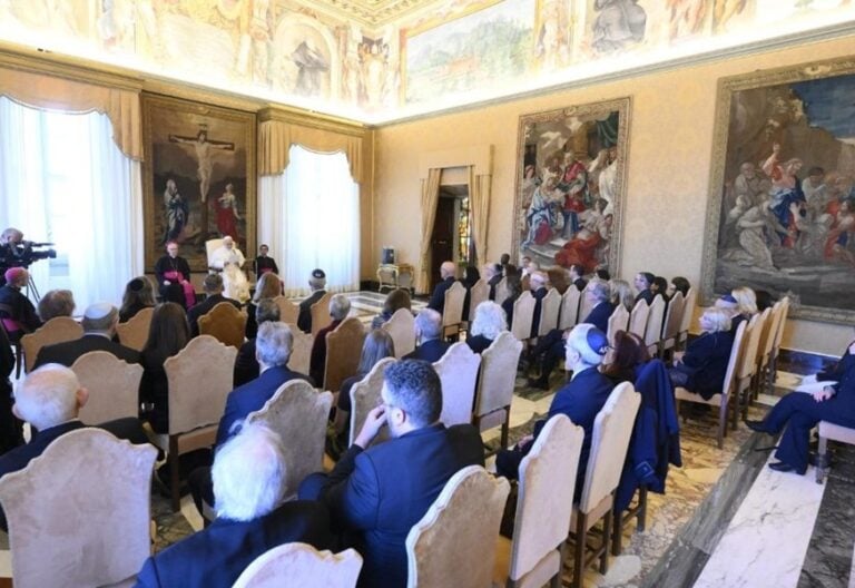 León XIV, con el Comité Judío Estadounidense. Foto: Vatican News