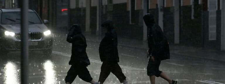 Tiempo. Lluvia. Oscuridad