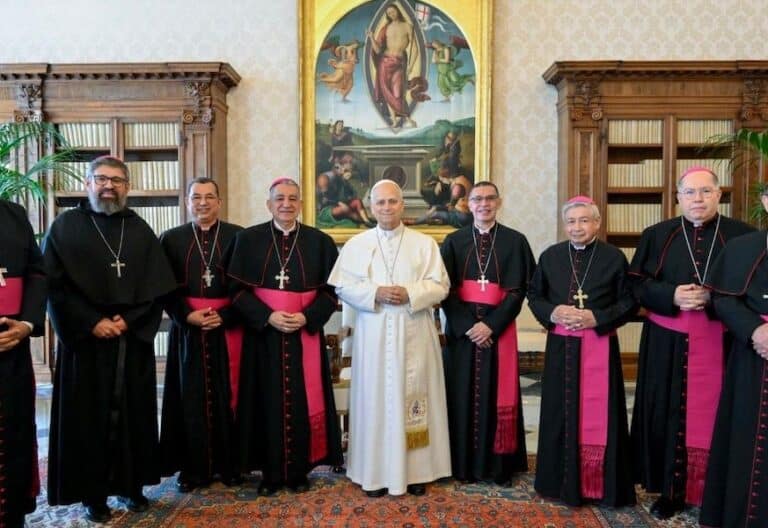 El Papa y obispos de Panamá